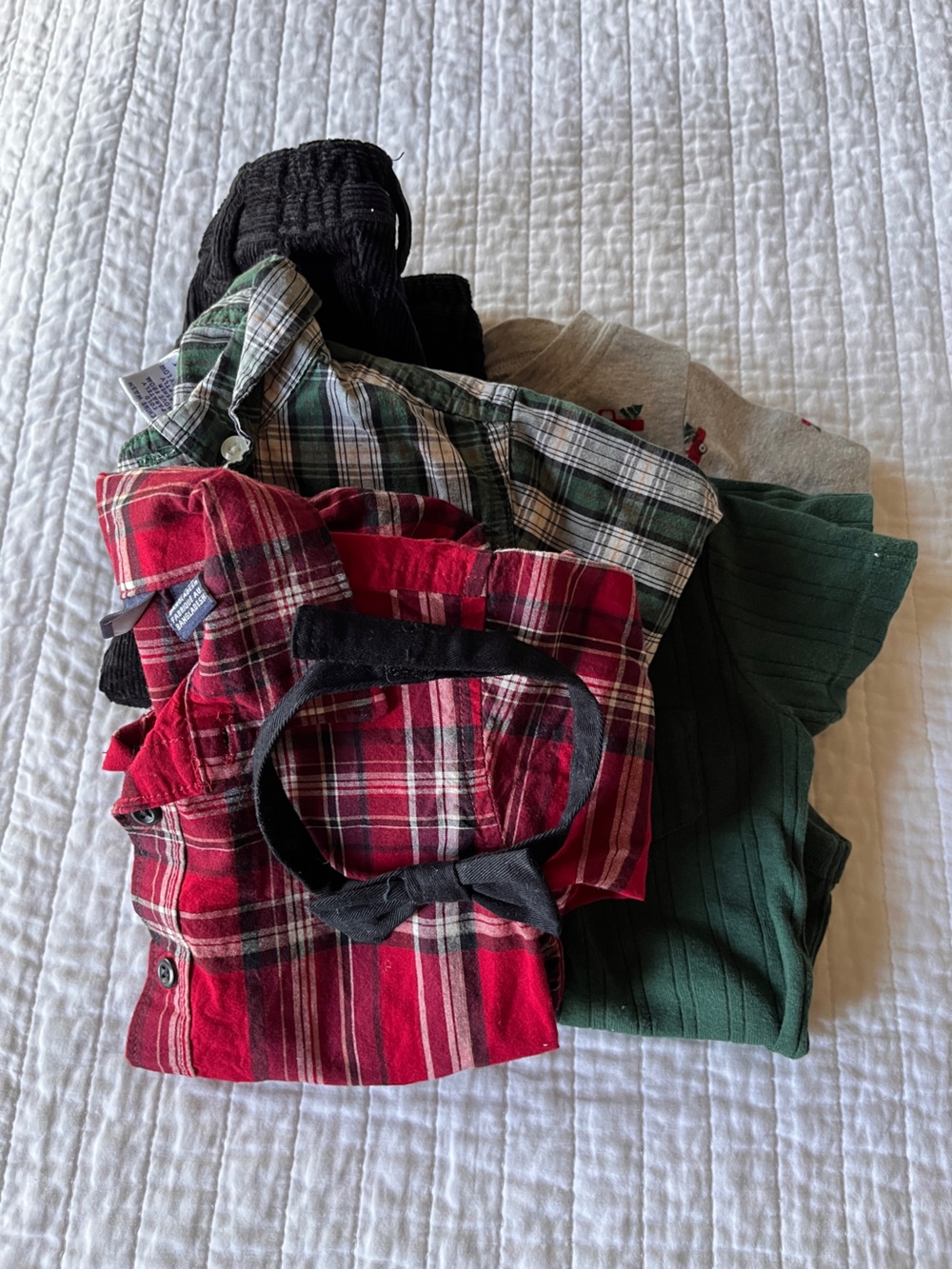 6-piece mixed lot holiday baby clothes Carters, Children’s Place, and Gymboree